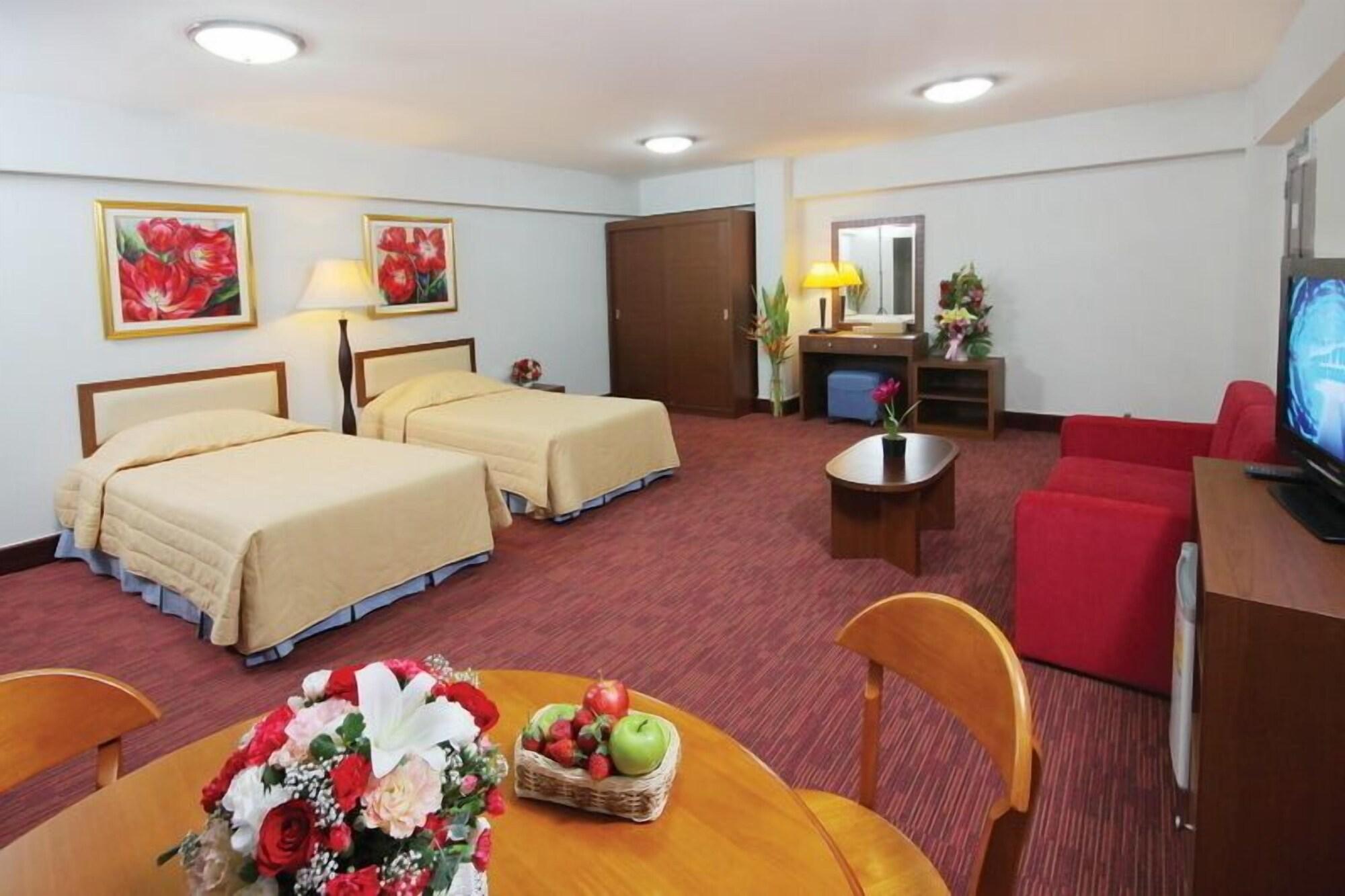 The Canal Hotel Бангкок Экстерьер фото