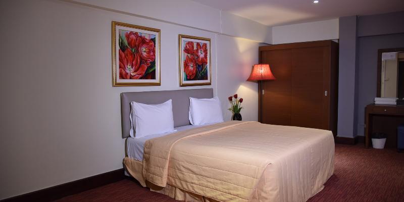The Canal Hotel Бангкок Экстерьер фото