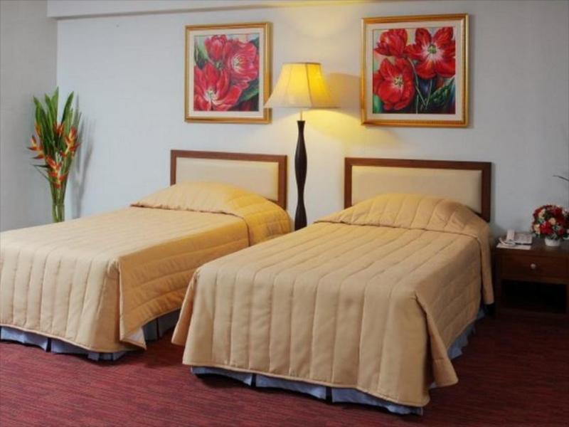 The Canal Hotel Бангкок Экстерьер фото