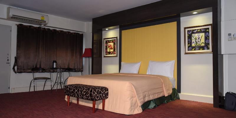 The Canal Hotel Бангкок Экстерьер фото