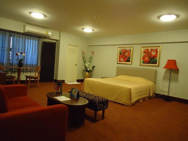 The Canal Hotel Бангкок Номер фото